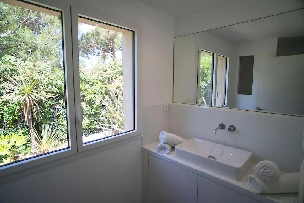La Cabane Des Salants La Capte Presqu'Ile De Giens Hyeres Villa