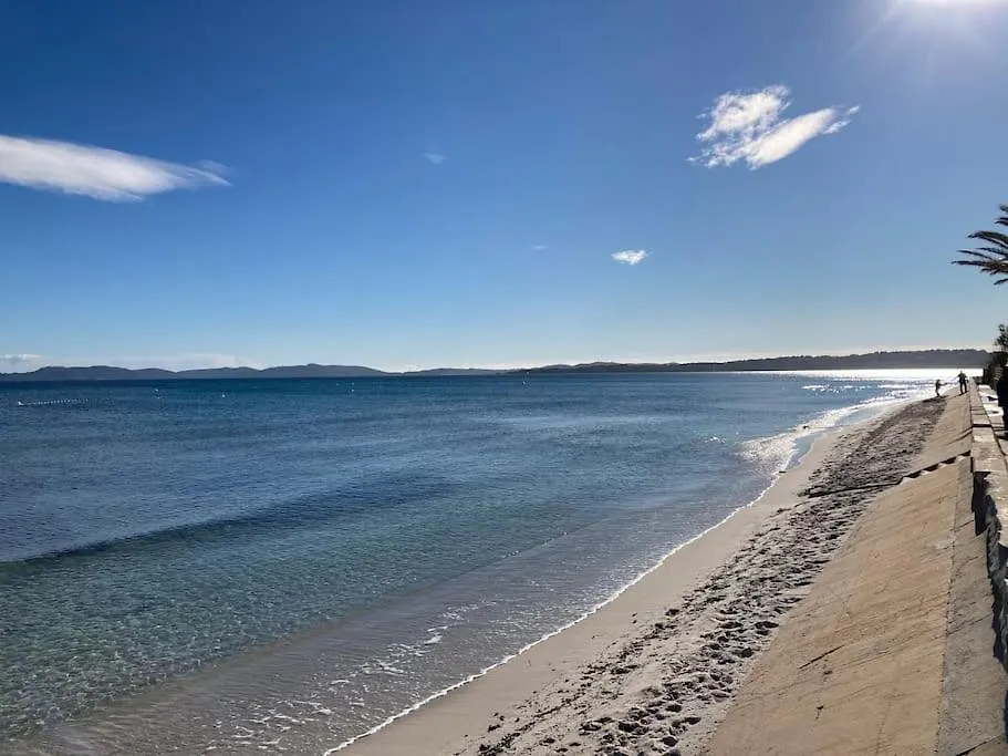 La Cabane Des Salants La Capte Presqu'Ile De Giens Hyeres